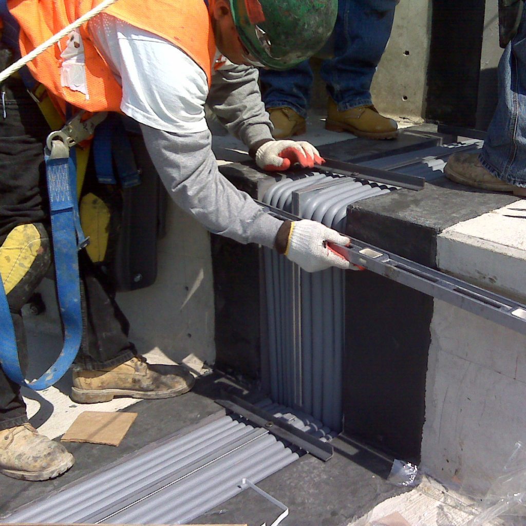 Watertight Seismic Expansion Joint Sjs System Emseal