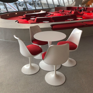 Eero Saarinen tulip table and chairs at TWA Hotel - Expansion joints Emseal